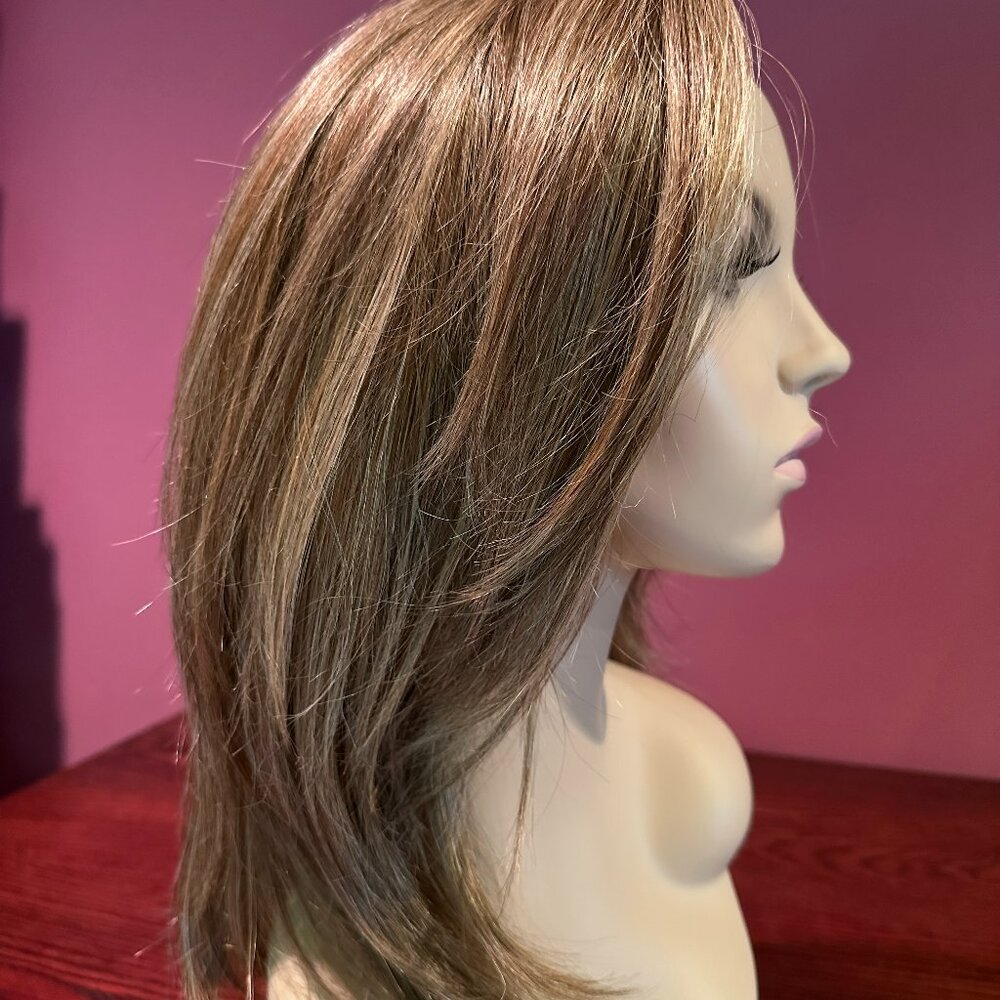 OWN THE ROOM Wig by Gabor